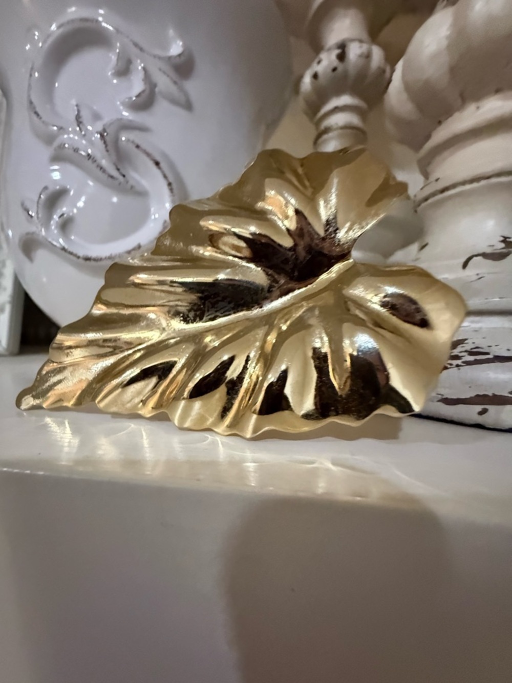 Vintage Oversized Large Leaf Scarf Clip By La Donna - Picture 5 of 9